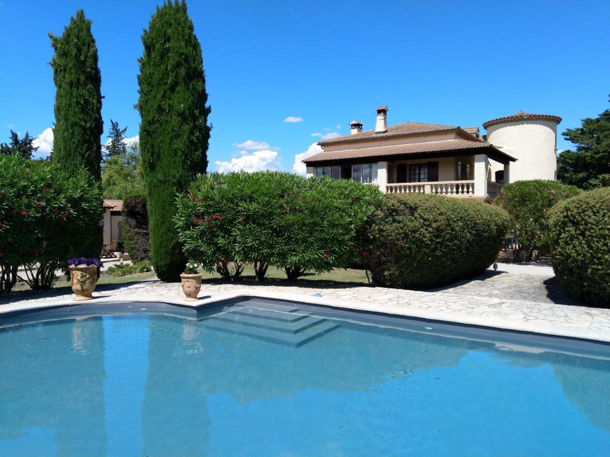Villa Liberty Entraigues-sur-la-Sorgue ภายนอก รูปภาพ