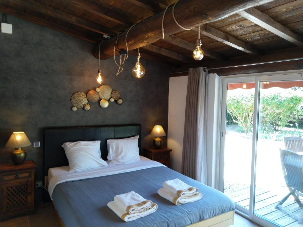Villa Liberty Entraigues-sur-la-Sorgue ภายนอก รูปภาพ
