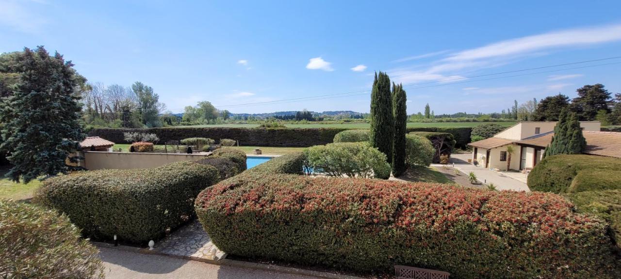 Villa Liberty Entraigues-sur-la-Sorgue ภายนอก รูปภาพ