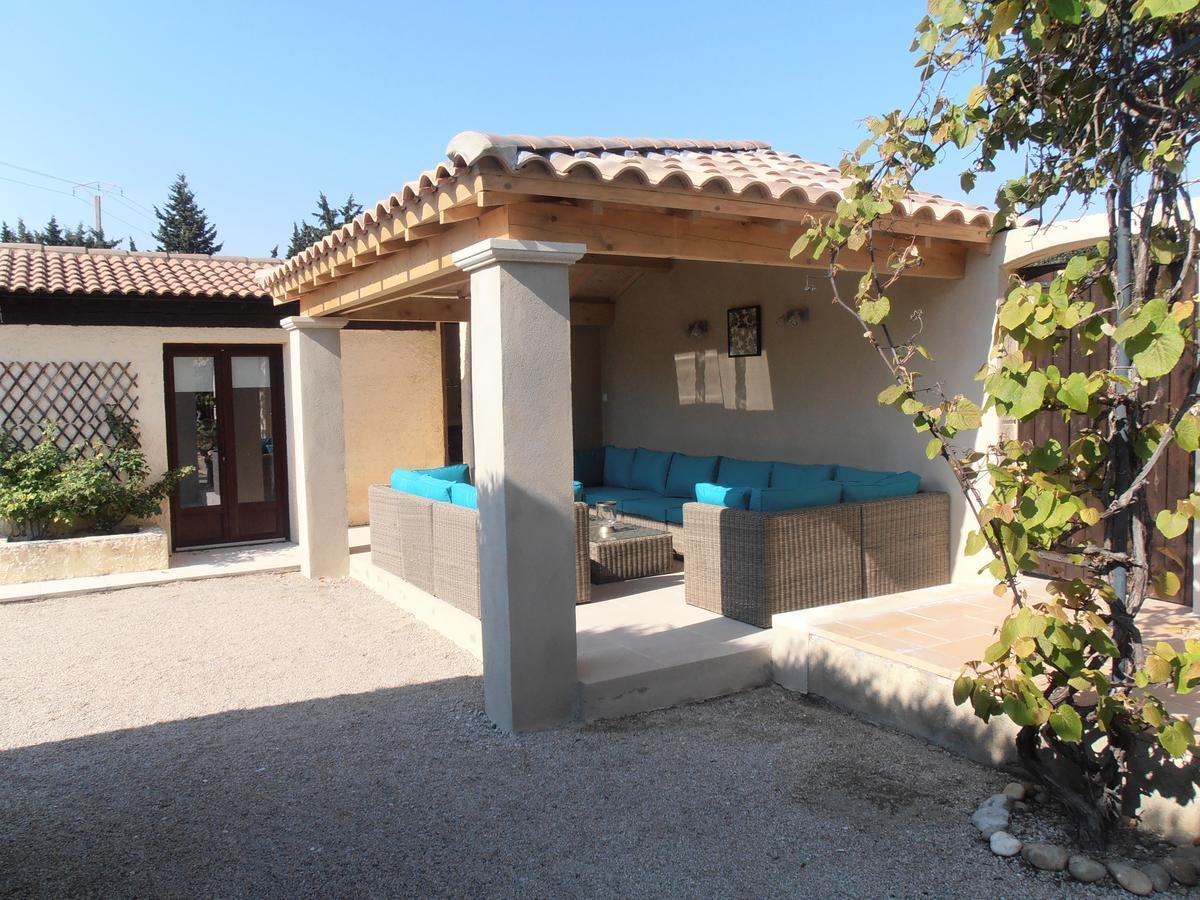 Villa Liberty Entraigues-sur-la-Sorgue ภายนอก รูปภาพ